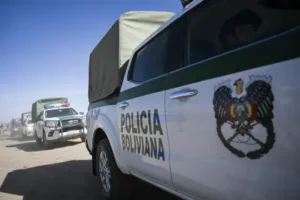 patrulla-policial-afp_101-11954746_20250517185702